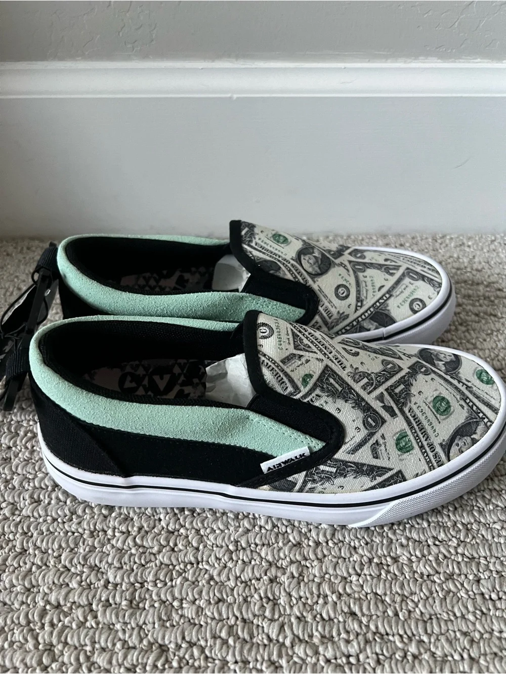 Airwalk Ride Slip-On Sneakers size3 NWT $15